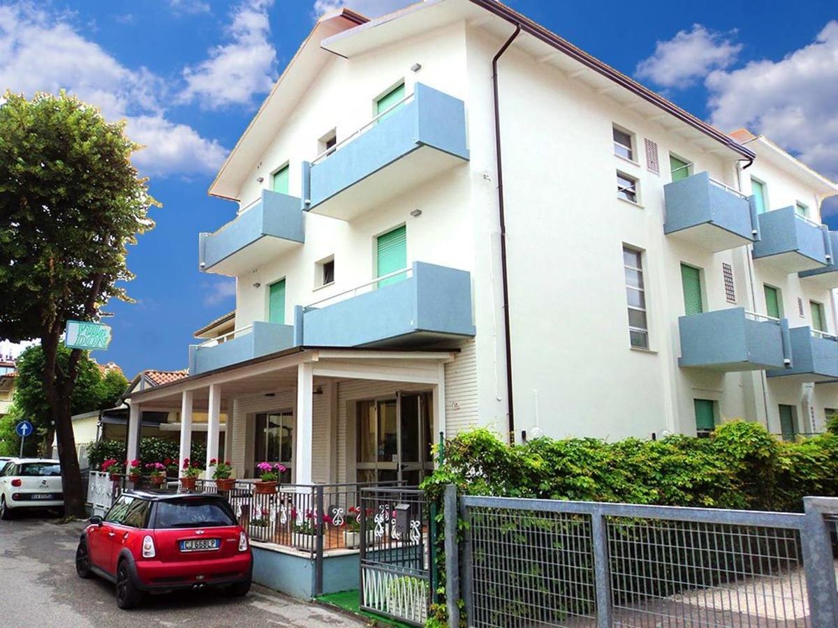 Hotel Villa Donati Viserbella di Rimini Eksteriør bilde